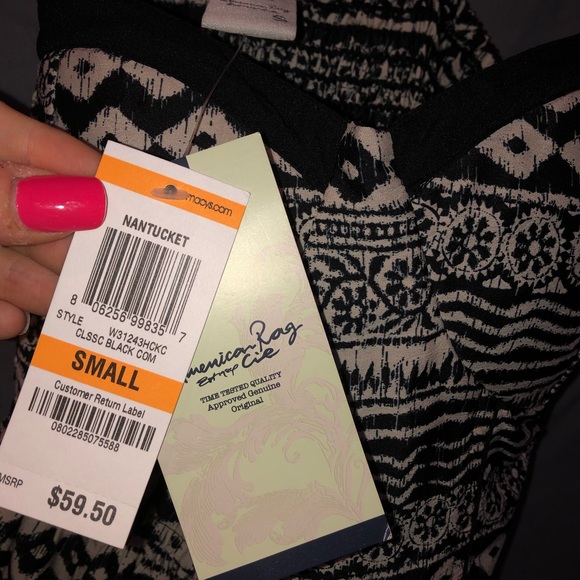 Black and white patterned dress - Picture 7 of 7